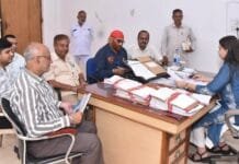 राजनांदगांव : मतदान केन्द्रों के युक्तियुक्तकरण एवं आगामी विशेष संक्षिप्त पुनरीक्षण अर्हता तिथि के संबंध में मान्यता प्राप्त राजनीति दलों की बैठक संपन्न…