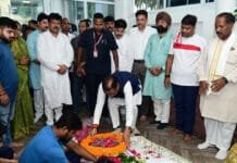 रायपुर : मुख्यमंत्री विष्णु देव साय ने स्वर्गीय श्री निखिल कश्यप को दी श्रद्धांजलि, शोक संतप्त परिजनों से की मुलाकात…