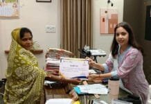 राजनांदगांव : सीईओ जिला पंचायत ने लखपति दीदी रमोतिन ठाकुर को प्रशस्ति पत्र देकर किया सम्मानित…