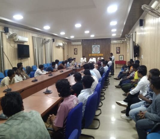 राजनांदगांव : झांकी में प्रयोग होने वाले वाहनों को छोटे व हल्के वाहनों तक सीमित रखने के निर्देश दिए गए…