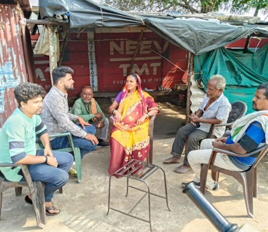 राजनांदगांव : बसंतपुर क्षेत्र में गरीब दुकानदारों को हटाने का नोटिस, पूर्व पार्षद ऋषि शास्त्री पहुंचे समर्थन में…