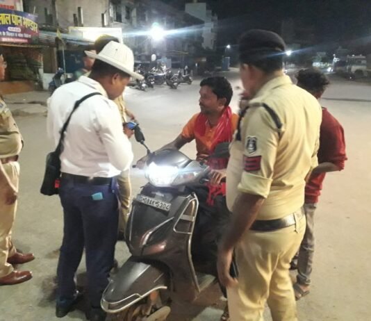 राजनांदगांव : जिले भर में पुलिस की सघन चेकिंग, 104 मामलों में ₹68,300 का जुर्माना वसूला…