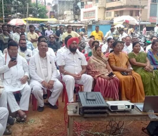 राजनांदगांव : राहुल गांधी ने किया पर्दाफाश वोट चोरी कर केन्द्र और कई राज्यों में मोदी ने बनाई सरकार- कांग्रेस…