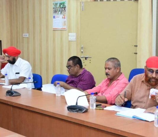 राजनांदगांव : मतदान केन्द्रों के युक्तियुक्तकरण एवं आगामी विशेष संक्षिप्त पुनरीक्षण के संदर्भ में राजनीतिक दलों के पदाधिकारियों की बैठक संपन्न…