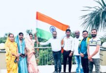 राजनांदगांव : तिलई मंडल में तिरंगा यात्रा की तैयारी के लिए कार्यशाला हर घर तक पहुंचेगा तिरंगे का संदेश -परदेसी सोनबोईर…