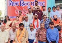 राजनांदगांव : श्रीकृष्ण जन्माष्टमी पर यादव समाज ने निकाली भव्य शोभायात्रा, विहिप-बजरंग दल ने किया स्वागत…