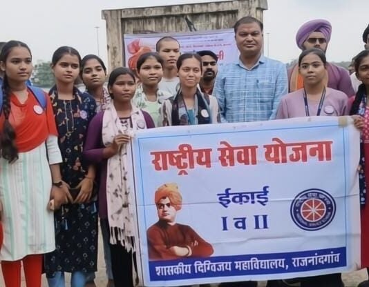 राजनांदगांव : महापौर मधुसूदन यादव ने वृक्षारोपण में सहभागिता निभाई…