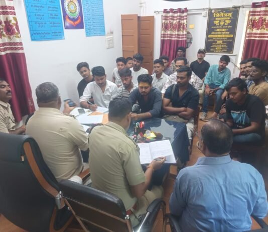 राजनांदगांव : गणेश उत्सव पर्व को लेकर डोंगरगांव में शांति समिति की बैठक…