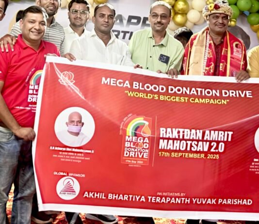 राजनांदगांव : महापौर मधुसूदन यादव के करकमलों से “रक्तदान अमृत महोत्सव 2.0” का पोस्टर-बैनर विमोचन…