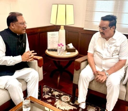 रायपुर : मुख्यमंत्री विष्णुदेव साय ने केंद्रीय जलशक्ति मंत्री सी आर पाटिल से की मुलाकात, बोधघाट परियोजना पर हुई चर्चा…