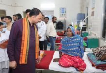 रायपुर : स्वास्थ्य मंत्री जायसवाल ने कोण्डागांव व फरसगांव में शासकीय अस्पतालों का किया निरीक्षण…
