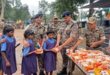रायपुर : आज़ादी के बाद पहली बार बस्तर के 29 गांवों में शान से लहराया तिरंगा…