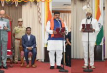 रायपुर : राज्यपाल डेका ने दिलाई तीन मंत्रियों को शपथ…