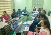 राजनांदगांव : जिला पंचायत सीईओ ने विभिन्न विकास कार्यों की समीक्षा की…