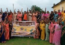 राजनांदगांव : दीदी के गोठ रेडियो कार्यक्रम को सुनने के लिए समूह की महिलाओं में रहा विशेष उत्साह…