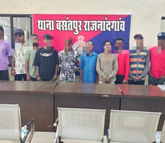 राजनांदगांव : गणेश विसर्जन व ईद को लेकर बसंतपुर पुलिस की बड़ी कार्रवाई, 10 आदतन अपराधी जेल भेजे गए…