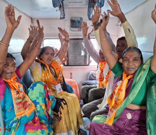 राजनांदगांव : शहर से लेकर गांव के श्रद्धालुओं को कराया जा रहा प्रभु श्री राम के दर्शन…