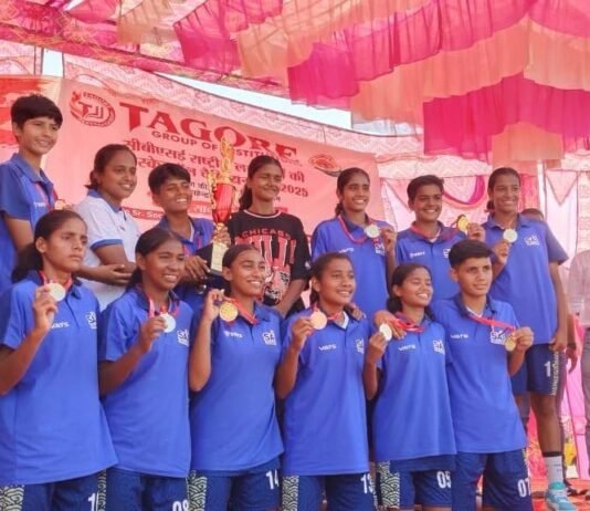 सीबीएसई अंडर-19 गर्ल्स बास्केटबॉल: महेन्द्रगढ़ में डॉ. जे.बी. सिंह मेमोरियल सीनियर सेकेंडरी स्कूल, राजनांदगांव की टीम ने रचा इतिहास…