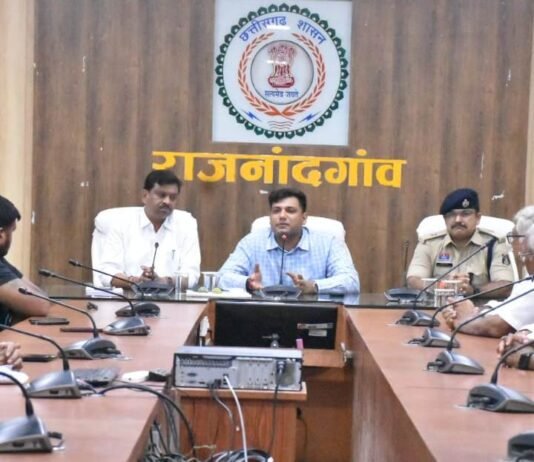 राजनांदगांव : दुर्गा पंडाल के कारण नहीं होना चाहिए सड़कों में आवागमन बाधित…