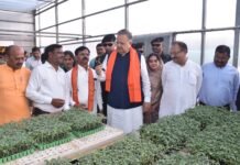 राजनांदगांव : विधानसभा अध्यक्ष ने शासकीय उद्यान रोपणी पेण्ड्री में ऑटोमेटिक वेजीटेबल सीडलिंग यूनिट का किया अवलोकन…