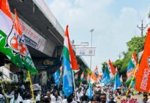 राजनांदगांव : वोट चोर गद्दी छोड़ कार्यक्रम में युवा कांग्रेस और NSUI का शक्ति प्रदर्शन…
