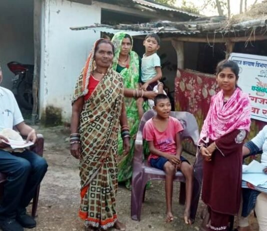 राजनांदगांव : दिव्यांगजन सेवा रथ के माध्यम से छुरिया विकासखंड के 110 ग्रामों के दिव्यांगजनों के घर पहुंचकर दी गई शासन की योजनाओं की जानकारी…