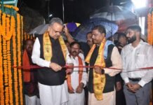 राजनांदगांव : विधानसभा अध्यक्ष ने क्वांर नवरात्रि पर्व के अवसर पर माँ बम्लेश्वरी पर्यावरण परिक्रमा पथ का किया लोकार्पण…