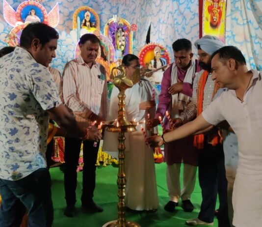 राजनांदगांव: ब्रह्माकुमारी ज्ञान सरोवर विद्यालय में “चैतन्य देवियों की झांकी” का किया अवलोकन…