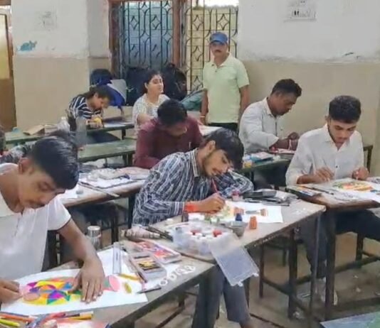 राजनांदगांव: ड्रॉइंग ग्रेड परीक्षा 2025 का सफल आयोजन, राजनांदगांव सहित प्रदेश के विभिन्न केंद्रों में छात्र-छात्राओं ने दिखाया उत्साह…