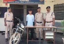 राजनांदगांव : डोंगरगढ़ पुलिस की तेज कार्रवाई ,चोरी की बाइक और मोबाइल 7 घंटे में बरामद…