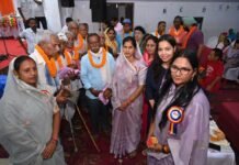 राजनांदगांव : गांधी सभा गृह में दिव्यांगजनों के लिए सांस्कृतिक कार्यक्रम व उपकरण वितरण…