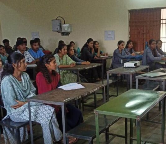 राजनांदगांव : सेवा पखवाड़ा अंतर्गत आईटीआई डोंगरगांव में विभिन्न कार्यक्रमों का आयोजन…