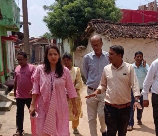 राजनांदगांव:पदयात्रियों एवं श्रद्धालुओं की सुविधा के लिए यात्री प्रतीक्षालयों, पेयजल सहित अन्य व्यवस्था का लिया जायजा…