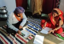 राजनांदगांव: मोर पार्षद मोर द्वार: पार्षद शैंकी बग्गा ने घर-घर जाकर सुनी जनता की समस्याएं…