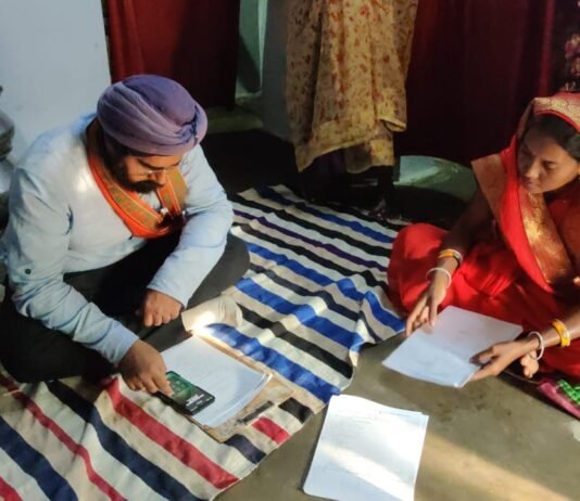 राजनांदगांव: मोर पार्षद मोर द्वार: पार्षद शैंकी बग्गा ने घर-घर जाकर सुनी जनता की समस्याएं…