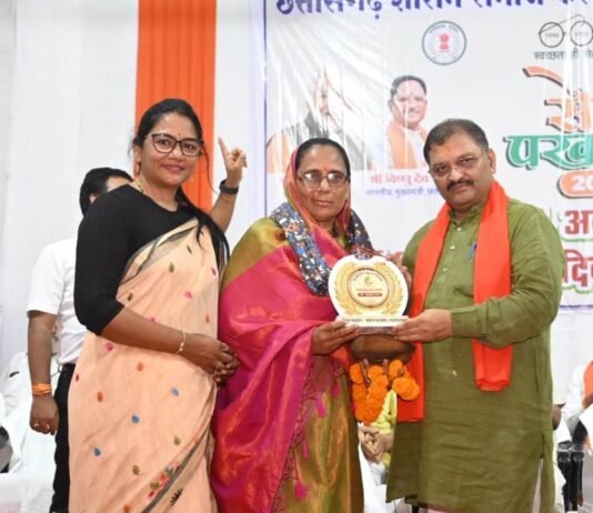 राजनांदगांव : अंतर्राष्ट्रीय वृद्धजन दिवस पर बुजुर्गों का किया गया सम्मान…