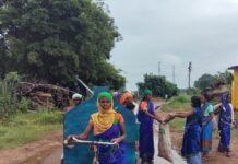 राजनांदगांव : राष्ट्रपिता महात्मा गांधी जयंती पर ग्रामों में चलाया गया स्वच्छता अभियान…