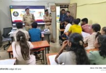 राजनांदगांव : रजत जयंती वर्ष पर राजनांदगांव पुलिस का जनजागरूकता अभियान…