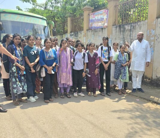 राजनांदगांव : कमला महाविद्यालय की 237 छात्राओं का पुनर्मूल्यांकन परिणाम रुका, प्रदर्शन के बाद मिला आश्वासन…