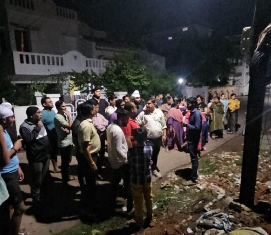 राजनांदगांव : सृष्टि कॉलोनी में अवैध निर्माण को लेकर कॉलोनीवासियों में आक्रोश…