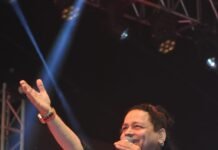 राजनांदगांव : मुख्यमंत्री एवं विधानसभा अध्यक्ष ने कैलाश खेर राजनांदगांव कार्यक्रम में शिरकत की…