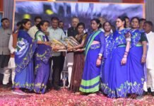 राजनांदगांव : शहर को साफ-सुथरा रखने में स्वच्छता दीदीयों की महत्वपूर्ण भूमिका – विधानसभा अध्यक्ष डॉ. रमन सिंह…