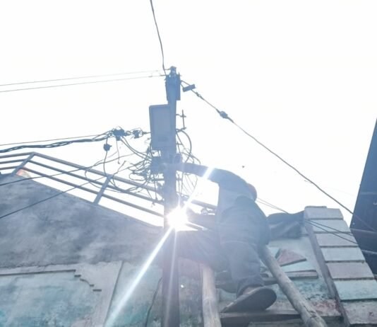 राजनांदगांव : इस दिवाली वार्डो में पर्याप्त विद्युत व्यवस्था,51 वार्डो में लगभग 600 नई एलईडी लाईट लगी…