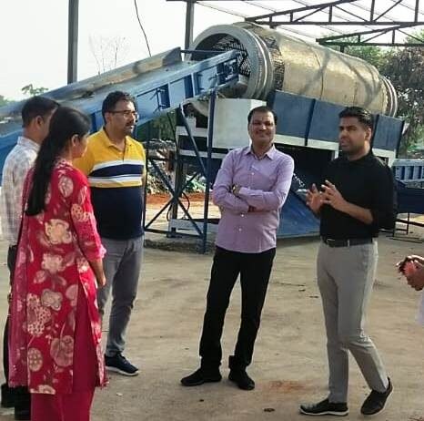 राजनांदगांव : महापौर एवं कलेक्टर ने नवागांव सेनिटेशन पार्क, सिंथेटिक ट्रैक निर्माण हेतु प्रस्तावित स्थल, यातायात नगर में साफ-सफाई कार्य का किया निरीक्षण…