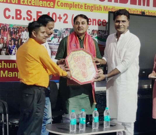 नीलू शर्मा ने मानपुर में जीविका दीदियों से की मुलाकात, लिया “सशक्त नारी, समृद्ध बिहार” का संकल्प…