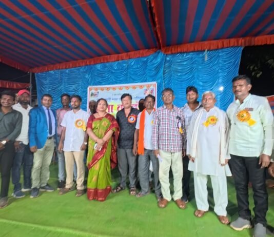 राजनांदगांव:आपसी भाईचारा प्रेम का प्रतिक है दुगाटोला देव दशहरा महोत्सव…