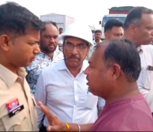 राजनांदगांव:कल्याणी इस्पात संयंत्र में मनमानी का आरोप ग्रामीणों में आक्रोश…