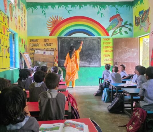 रायपुर : बड़ादमाली प्राथमिक शाला बड़ादमाली में बच्चों की पढ़ाई में आई नई ऊर्जा…