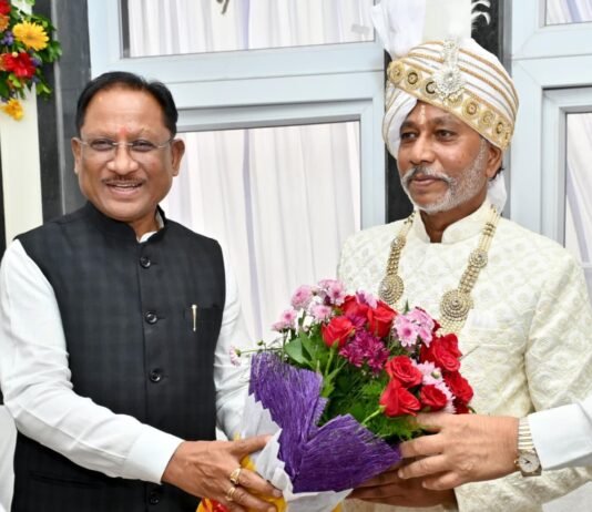 रायपुर : मुख्यमंत्री साय गुरु खुशवंत साहेब के गृहप्रवेश कार्यक्रम में हुए शामिल…