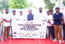 रायपुर : जशपुर के युवाओं ने छुआ हिमालय की ऊंचाइयों को 5350 मीटर की ऊंचाई पर ट्रैकिंग रॉक क्लाइंबिंग और आइस क्लाइंबिंग का अद्भुत अनुभव…